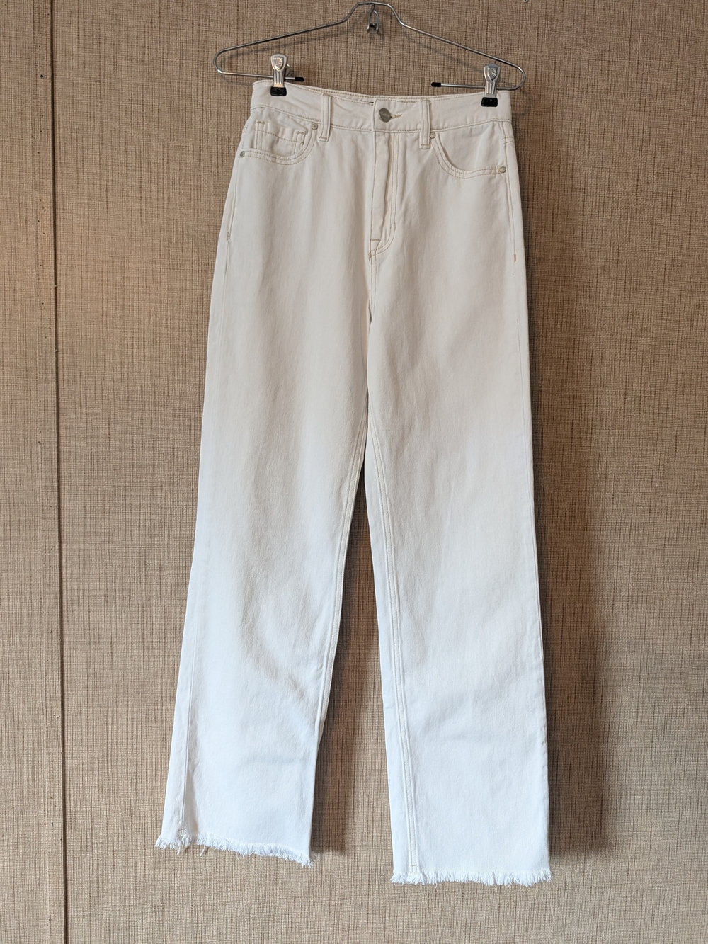 Sanctuary Off-White Straight Leg Jeans with Frayed Hem
